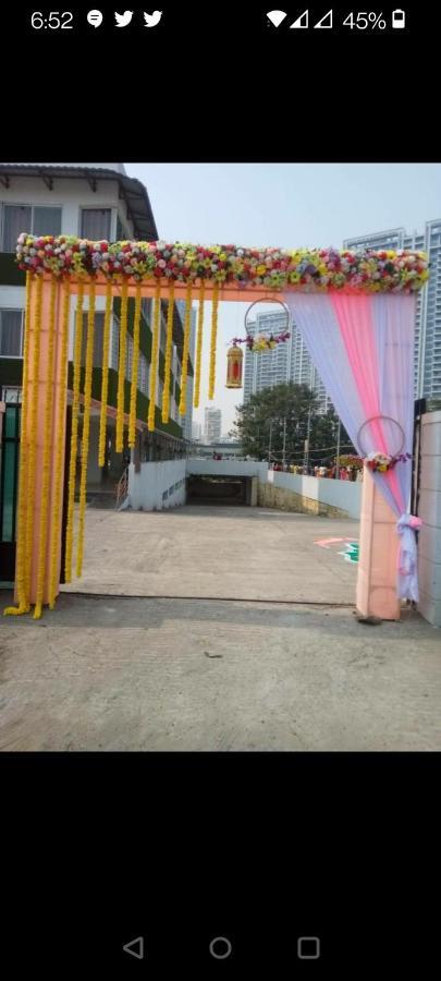 Pune Airport Eon Barclays Kharadi Luxe15 Suites Work Desks ภายนอก รูปภาพ
